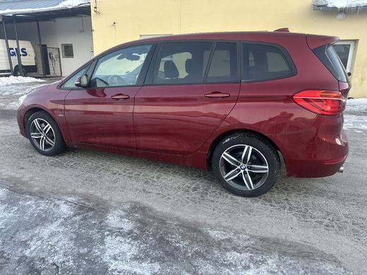 BMW Rad 2 Gran Tourer 2 220d Dovezené z Nemecka 1/2026