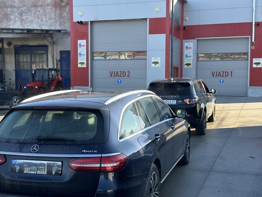 Dovoz Mercedes-Benz E300d Combi 4 Matic 12:2025 BRAUNSCHWEIG_006