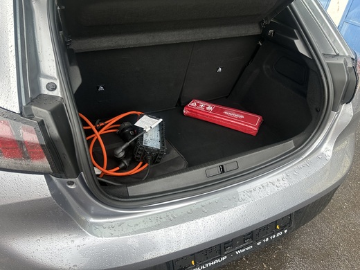 Dovoz Peugeot e 208 Prepravná spoločnosť NRM_8718.jpeg