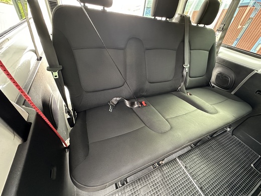 IMG_4057.Renault Trafic Bus 1,6DCi dovezené z Nemecka 10:2024g.j