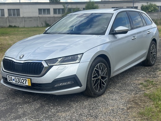 IMG_4370.Škoda Octavia combi 2,0TDi DSG dovezené z Nemecka 05:20