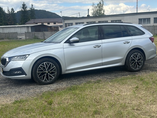 Škoda Octavia combi 2,0TDi DSG dovezené z Nemecka 05/2025