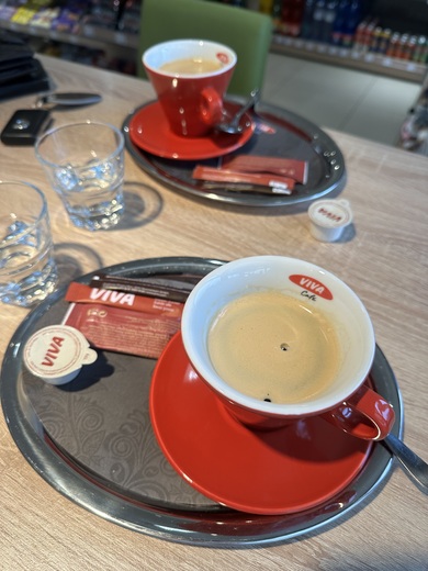 Mercedes-Benz E450 4Matic dovezené z Nemecka 11:2025_8552.jpeg