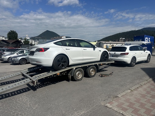Tesla Model 3 LR AWD dovezené z nemecka 06:2025_6240.jpeg