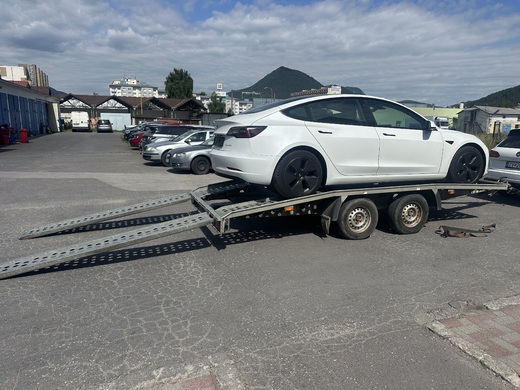 Tesla Model 3 LR AWD dovezené z nemecka 06:2025_6241.jpeg