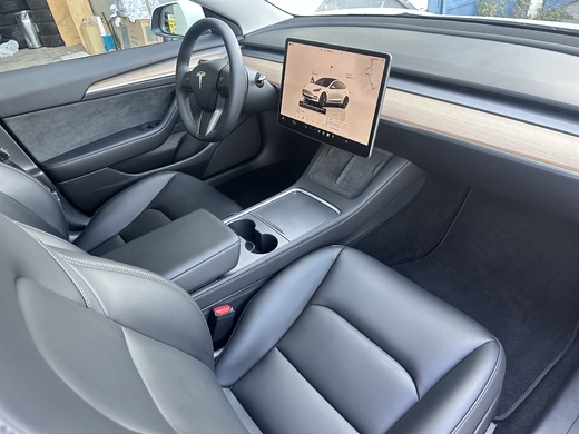 Tesla Model 3 LR AWD dovezené z nemecka 06:2025_6257.jpeg