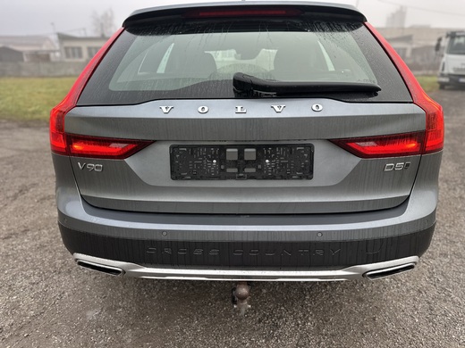 Volvo V 90 Cross Country dovezené z Nemecka 12/2025