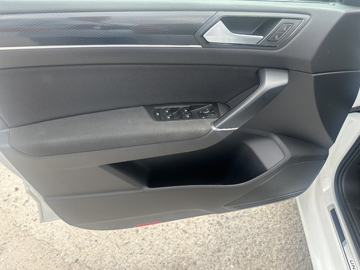 VW Touran 2,0Tdi dovezený z Nemecka 05:2025_4587.jpeg