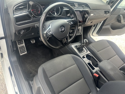 VW Touran 2,0Tdi dovezený z Nemecka 05:2025_4588.jpeg